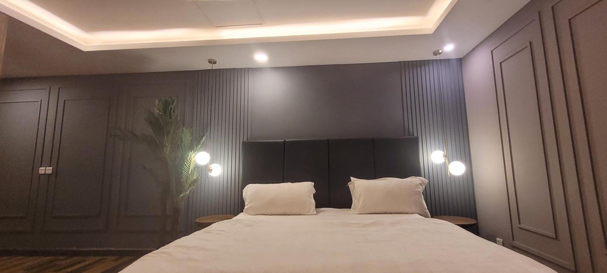 Goldcrest Luxury Apartments Lahore Exterior foto