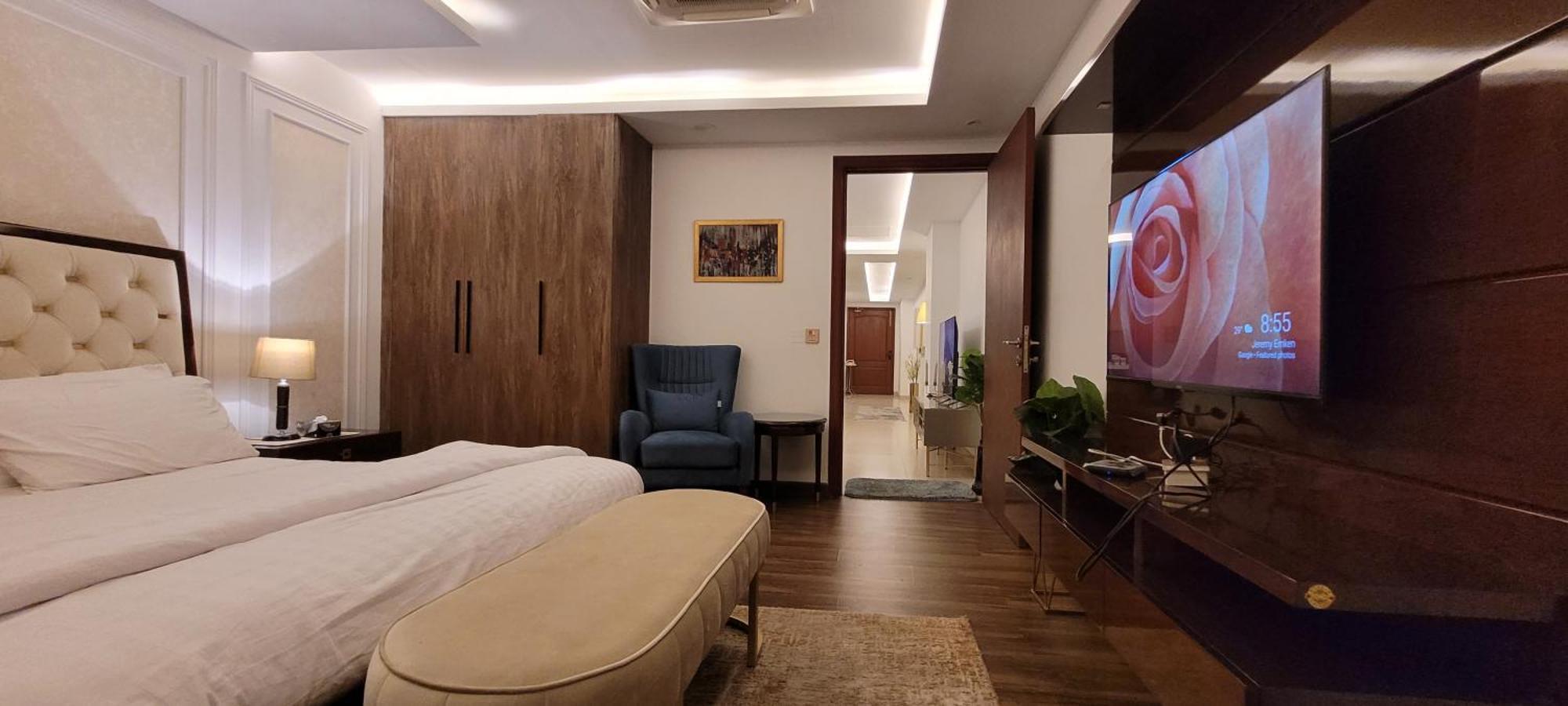 Goldcrest Luxury Apartments Lahore Exterior foto