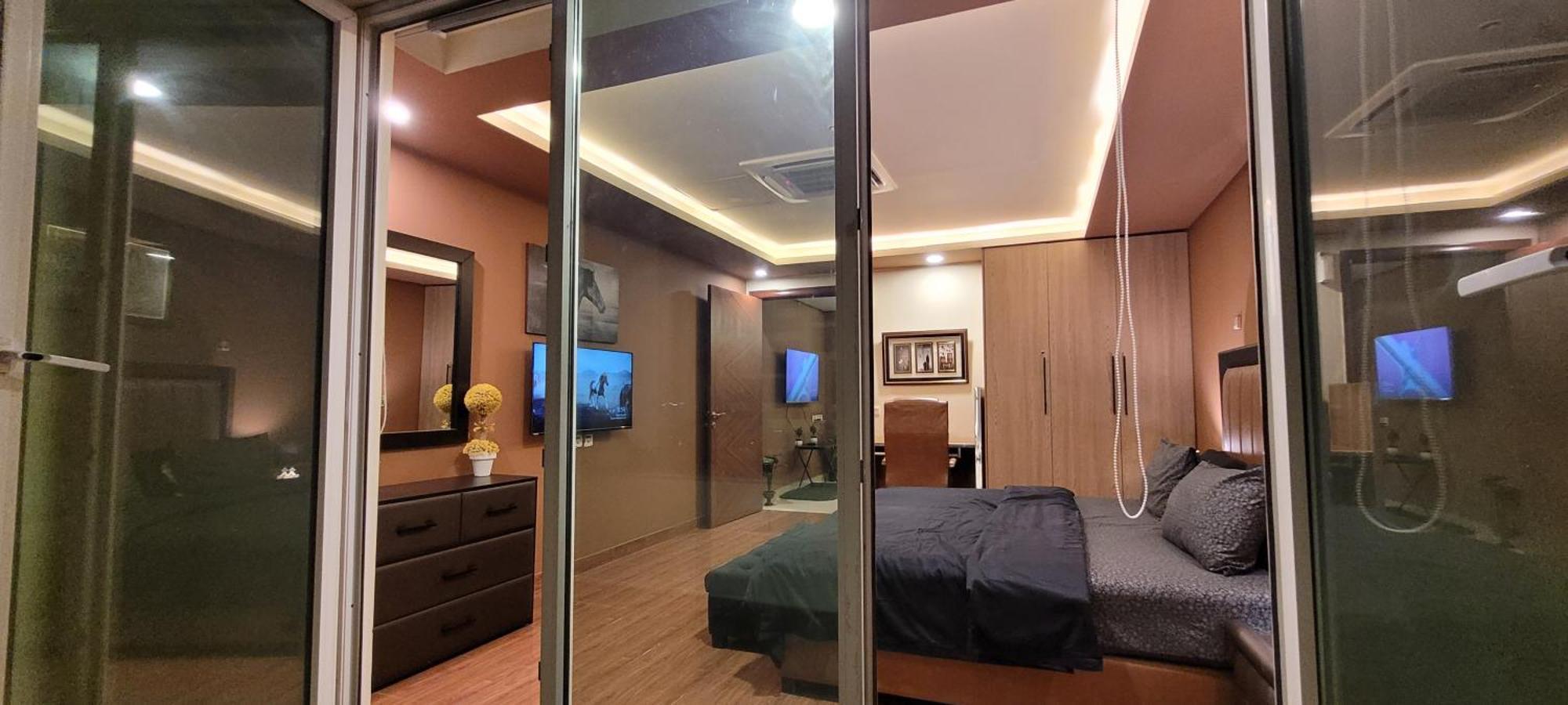 Goldcrest Luxury Apartments Lahore Exterior foto